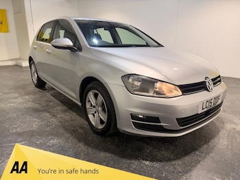 Used Volkswagen Golf 2015 for sale - 78818997: Photo