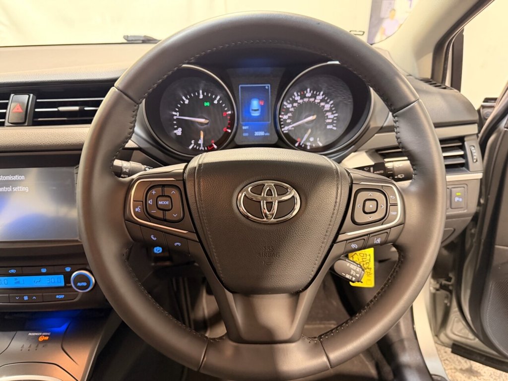 Used Toyota Avensis 2017 for sale - 77384264: Photo 46