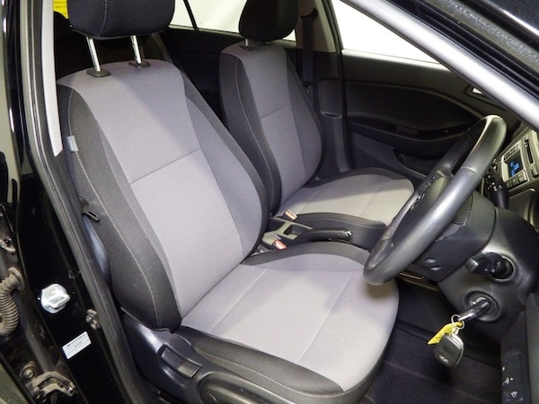 Used Hyundai i20 2016 for sale - 74746434: Photo 26
