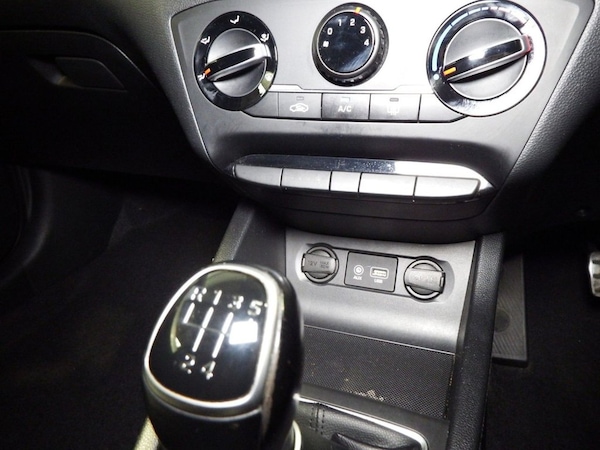 Used Hyundai i20 2016 for sale - 74746434: Photo 41