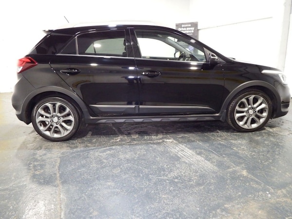 Used Hyundai i20 2016 for sale - 74746434: Photo 9