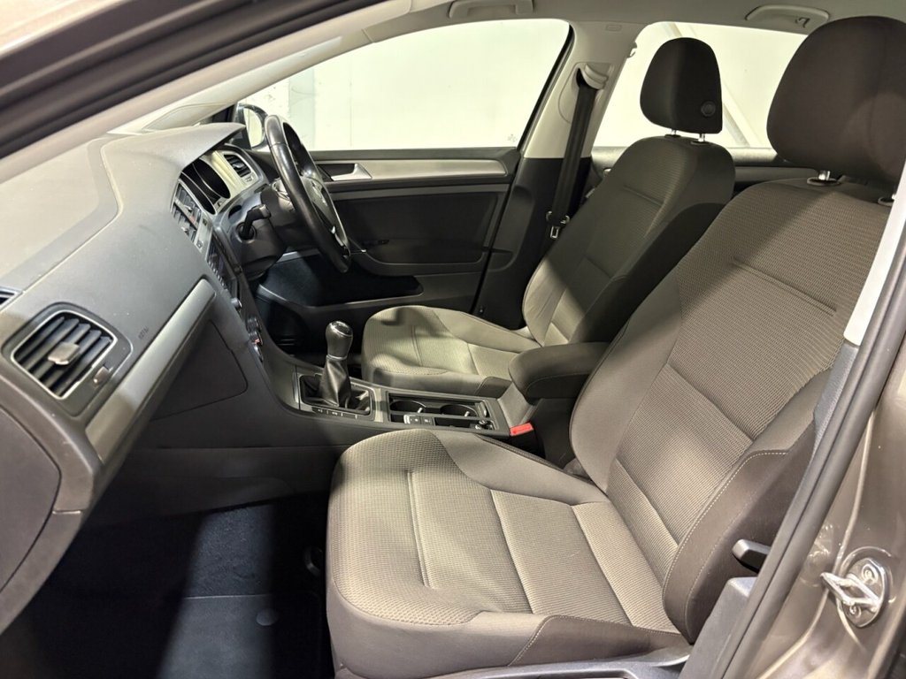 Used Volkswagen Golf 2017 for sale - 76367590: Photo 21