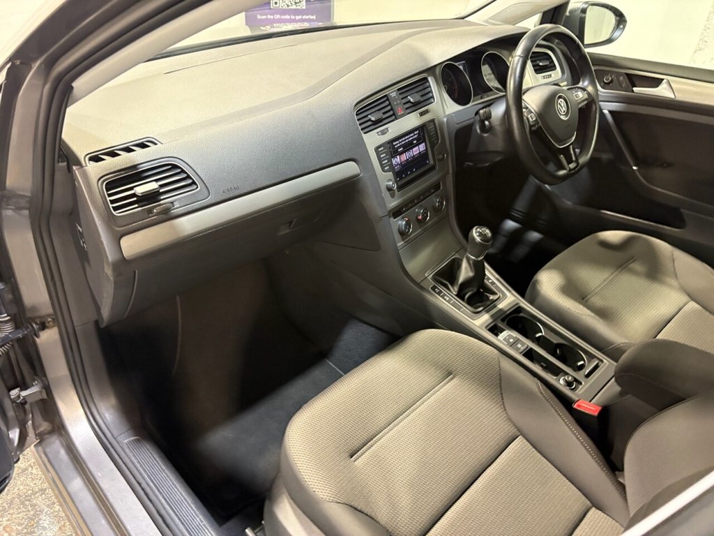 Used Volkswagen Golf 2017 for sale - 76367590: Photo 33