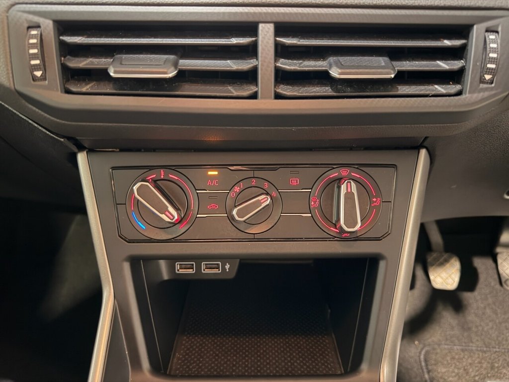 Used Volkswagen Polo 2018 for sale - 77547037: Photo 30