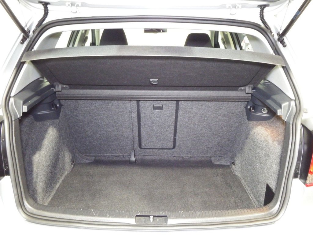 Used Volkswagen Golf 2012 for sale - 76686457: Photo 18