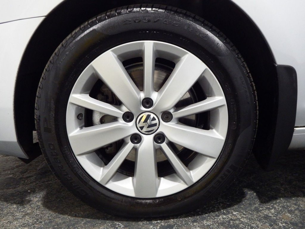 Used Volkswagen Golf 2012 for sale - 76686457: Photo 42