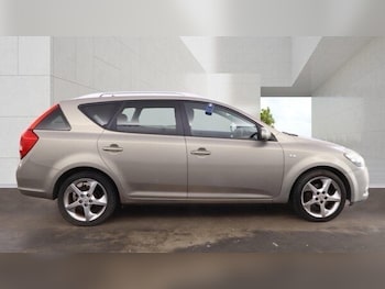 Used Kia Ceed 2010 for sale - 78487683: Photo