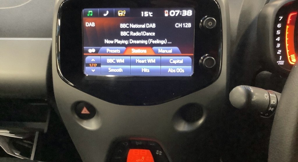 Used Toyota AYGO 2018 for sale - 76655382: Photo 12