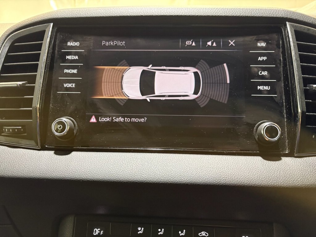 Used Skoda Karoq 2018 for sale - 76223848: Photo 33