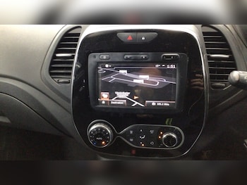 Used Renault Captur 2017 for sale - 78645148: Photo