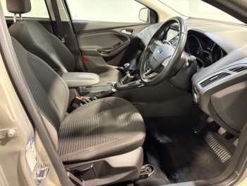 Used Ford Focus 2017 for sale - 74675690: Photo
