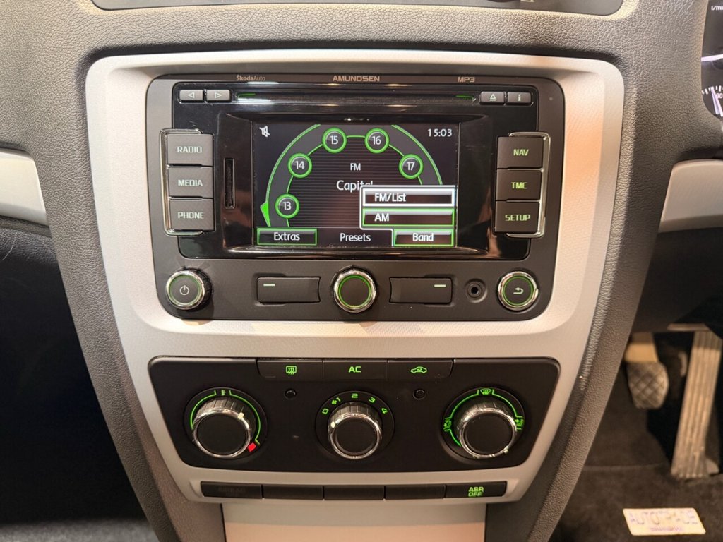 Used Skoda Octavia 2011 for sale - 77719807: Photo 40