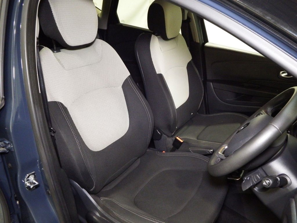 Used Renault Captur 2018 for sale - 76223116: Photo 27