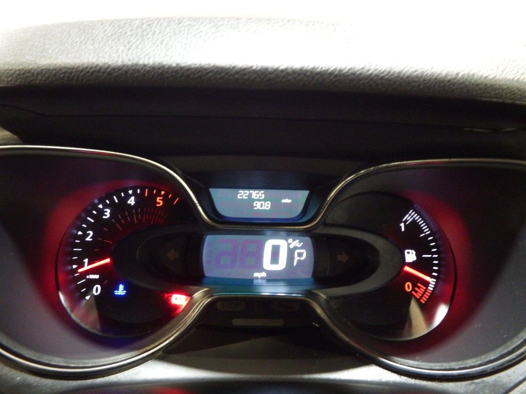 Used Renault Captur 2018 for sale - 76223116: Photo 36