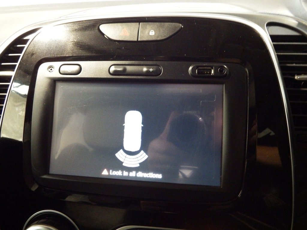 Used Renault Captur 2018 for sale - 76223116: Photo 37