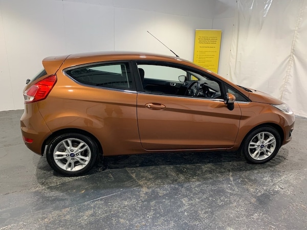 Used Ford Fiesta 2016 for sale - 75680968: Photo 4