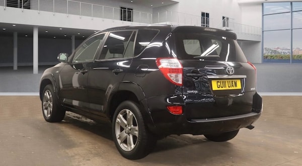 Used Toyota RAV4 2011 for sale - 76323385: Photo 6