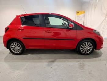 Used Toyota Yaris 2017 for sale - 79619425: Photo
