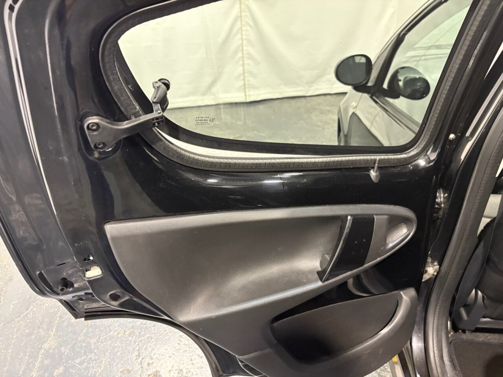 Used Citroen C1 2013 for sale - 76163068: Photo 46