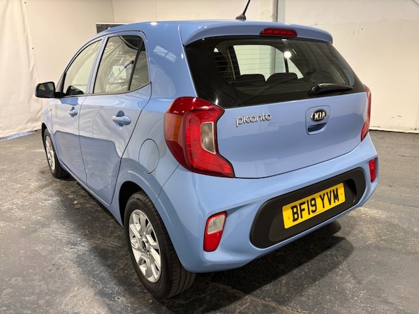 Used Kia Picanto 2019 for sale - 76223902: Photo 2