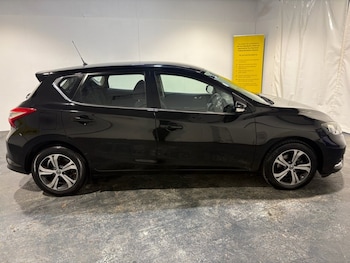 Used Nissan Pulsar 2015 for sale - 76950391: Photo