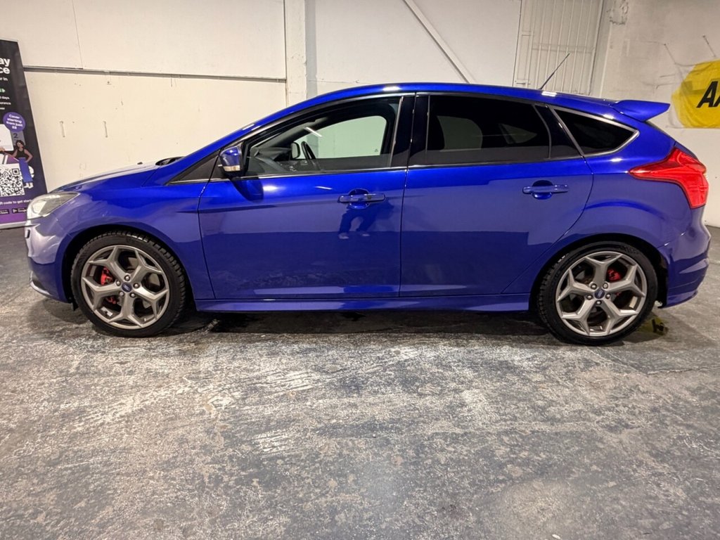 Used Ford Focus 2014 for sale - 77792260: Photo 17