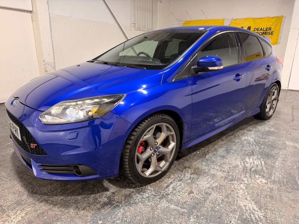Used Ford Focus 2014 for sale - 77792260: Photo 2