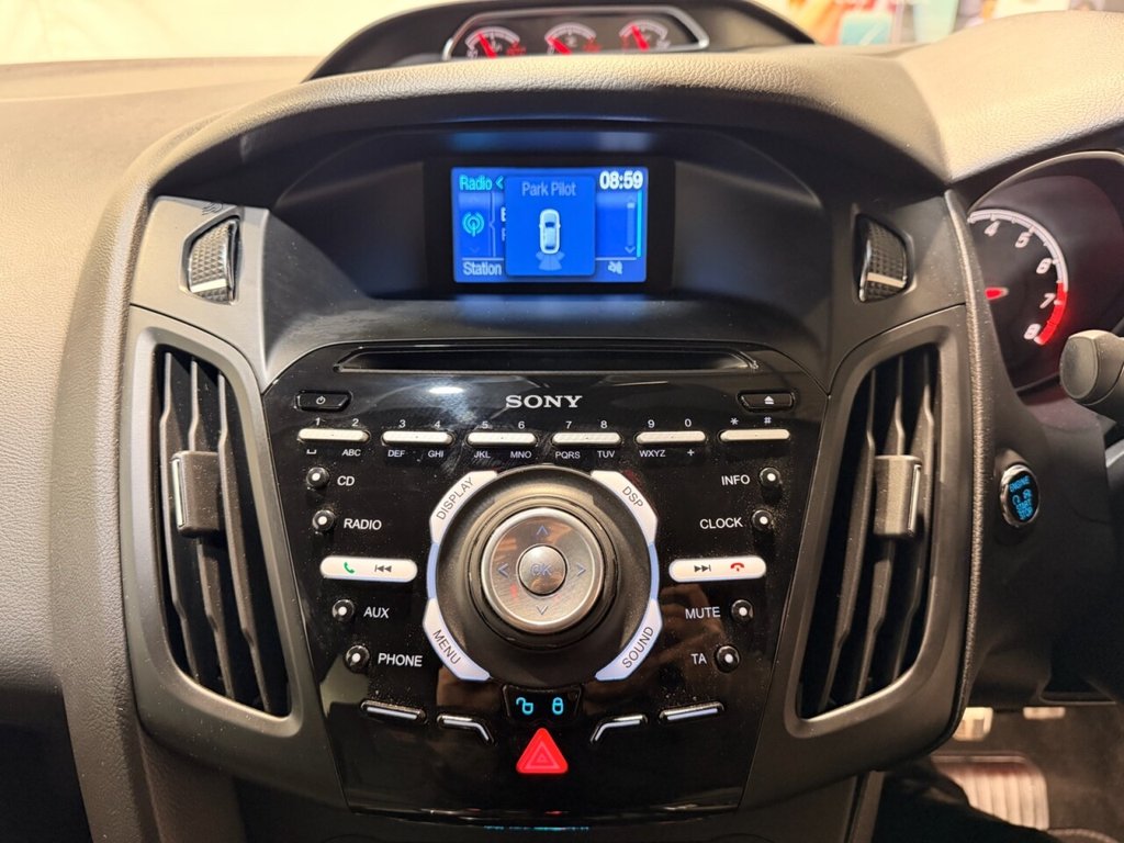 Used Ford Focus 2014 for sale - 77792260: Photo 7