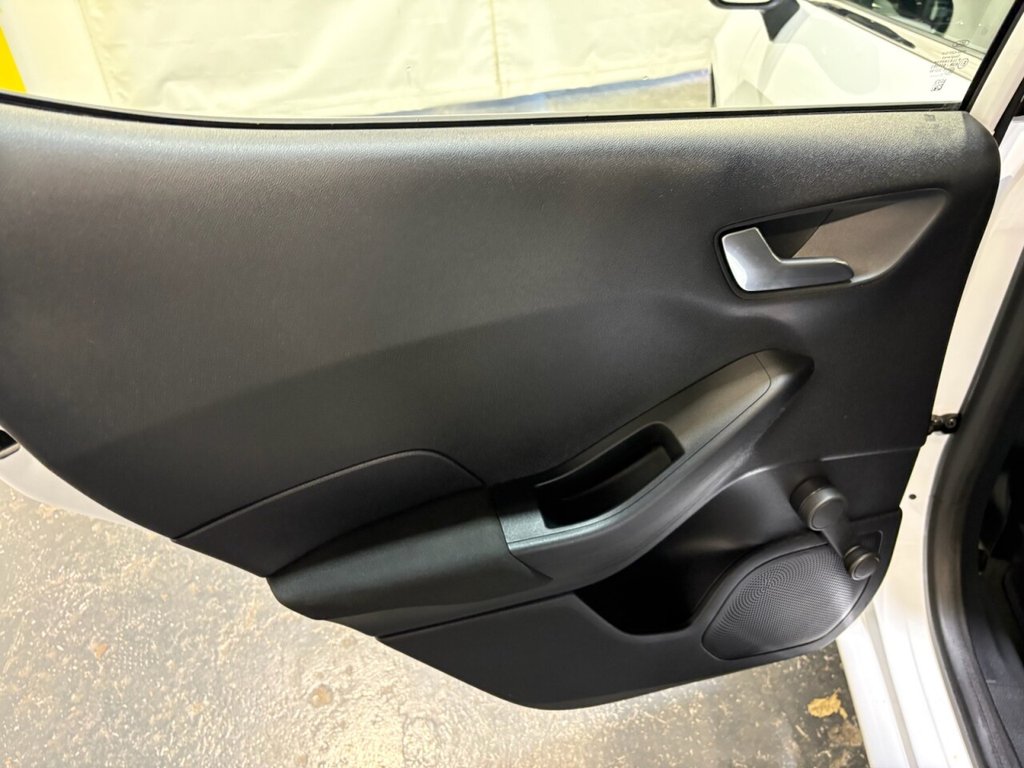 Used Ford Fiesta 2017 for sale - 76119269: Photo 43