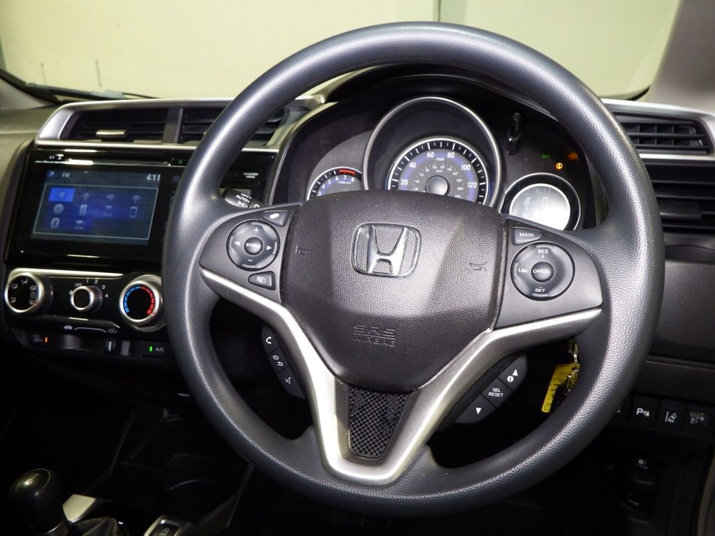 Used Honda Jazz 2018 for sale - 76973769: Photo 24