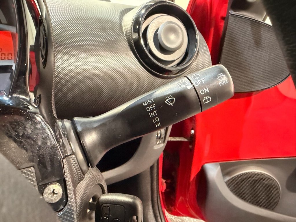 Used Toyota AYGO 2014 for sale - 77655253: Photo 47