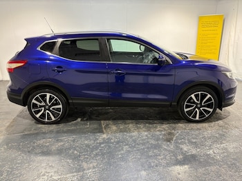 Used Nissan Qashqai 2015 for sale - 75150037: Photo