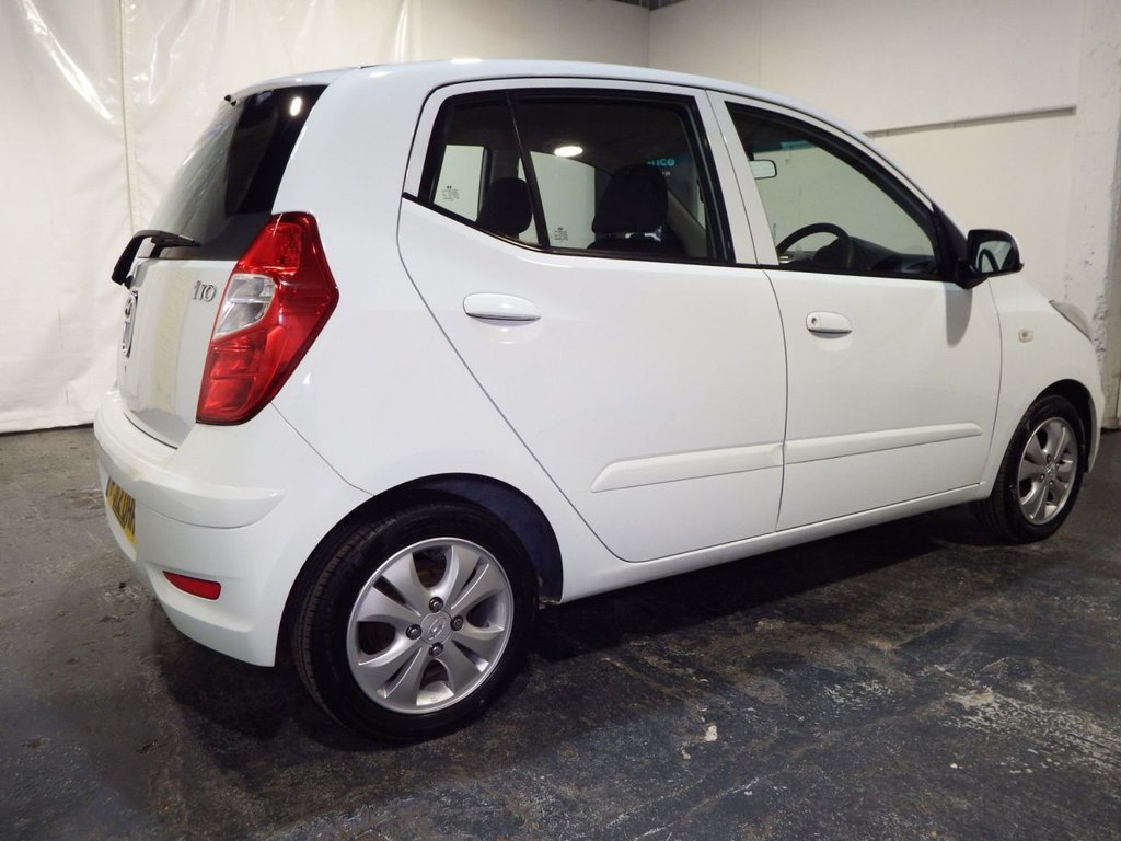 Used Hyundai i10 2012 for sale - 76751387: Photo 24