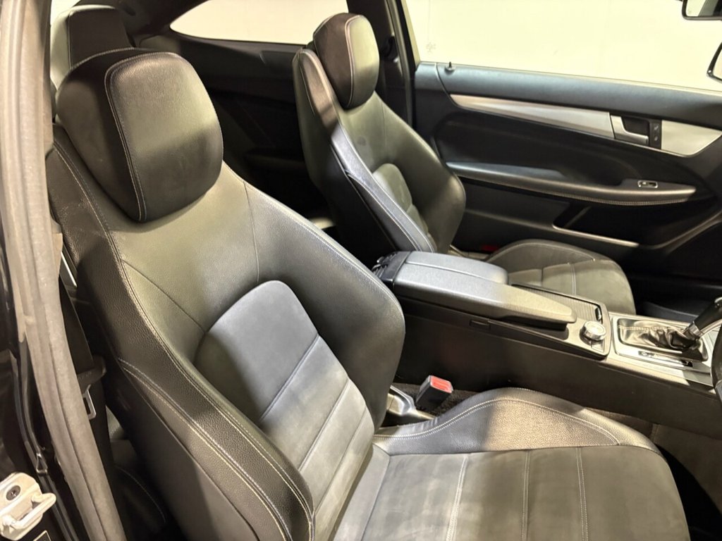 Used Mercedes-Benz C Class 2015 for sale - 76417764: Photo 16