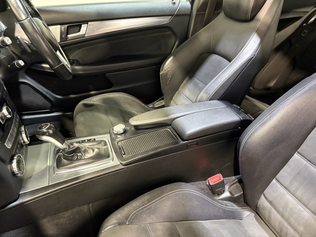 Used Mercedes-Benz C Class 2015 for sale - 76417764: Photo 28