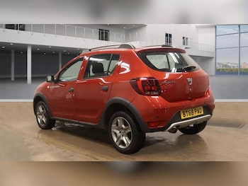 Used Dacia Sandero Stepway 2018 for sale - 77547432: Photo