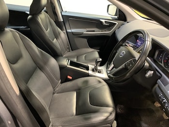 Used Volvo XC60 2017 for sale - 75680970: Photo