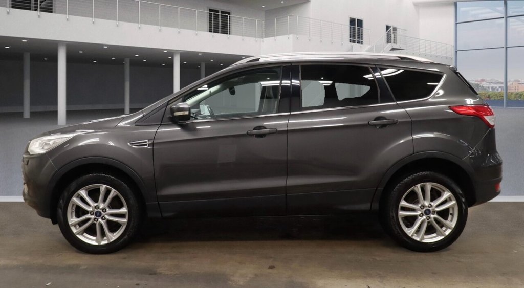 Used Ford Kuga 2015 for sale - 77483504: Photo 2