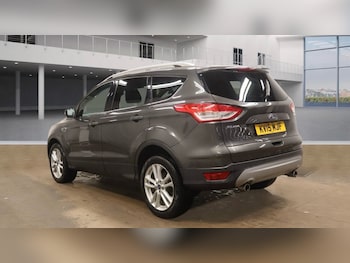 Used Ford Kuga 2015 for sale - 77483504: Photo