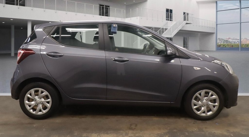 Used Hyundai i10 2017 for sale - 76510233: Photo 4