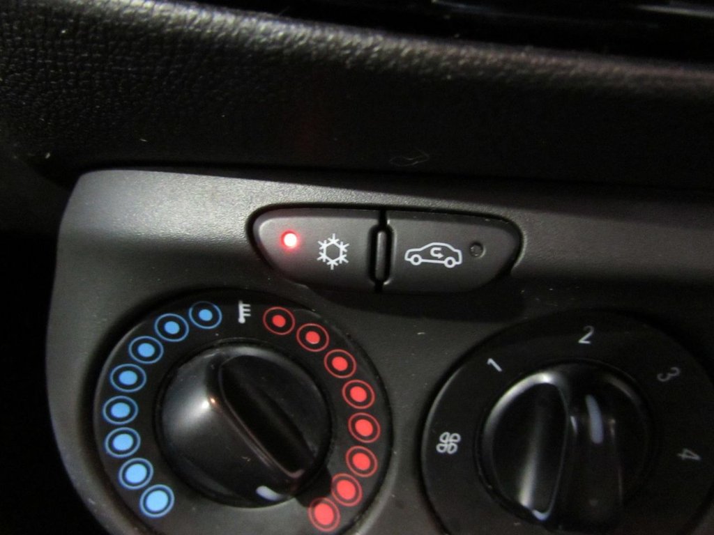 Used Vauxhall ADAM 2016 for sale - 77464300: Photo 36