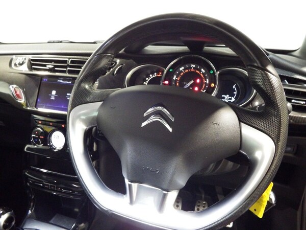 Used DS Automobiles DS 3 Cabrio 2015 for sale - 76185346: Photo 42