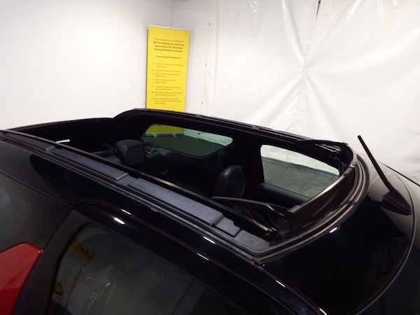 Used DS Automobiles DS 3 Cabrio 2015 for sale - 76185346: Photo 9
