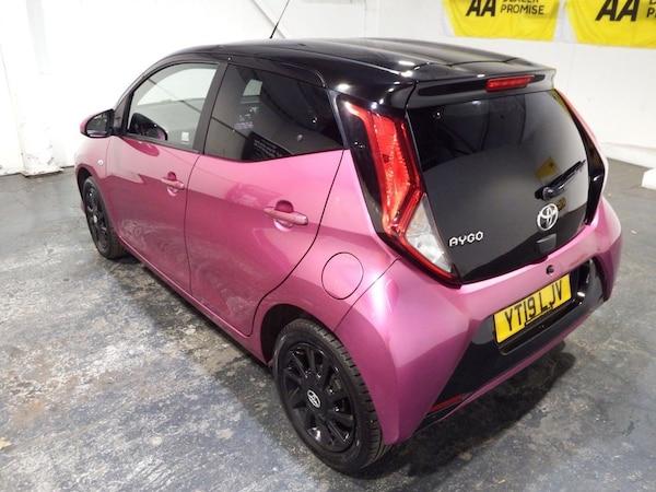 Used Toyota AYGO 2019 for sale - 76092402: Photo 11