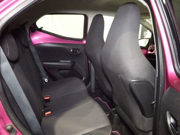 Used Toyota AYGO 2019 for sale - 76092402: Photo 23