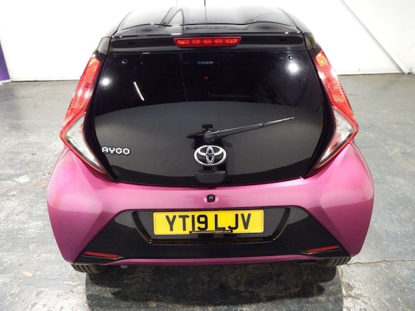 Used Toyota AYGO 2019 for sale - 76092402: Photo 50