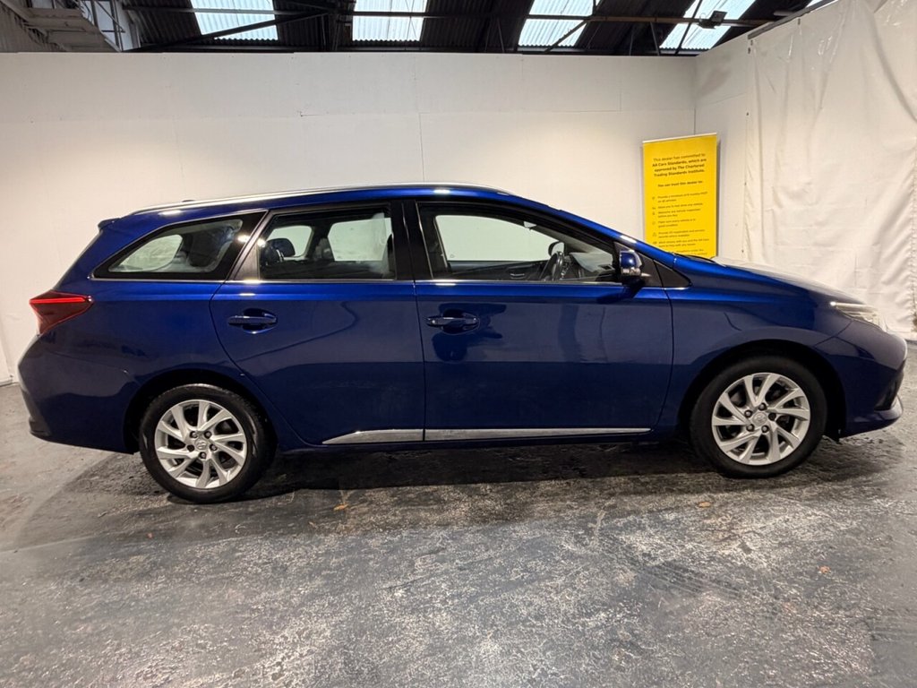 Used Toyota Auris 2017 for sale - 76496314: Photo 44