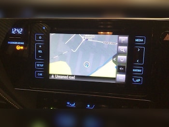 Used Toyota Auris 2017 for sale - 77621115: Photo