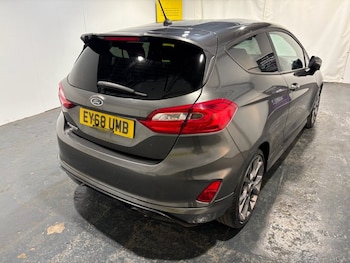 Used Ford Fiesta 2018 for sale - 76686146: Photo
