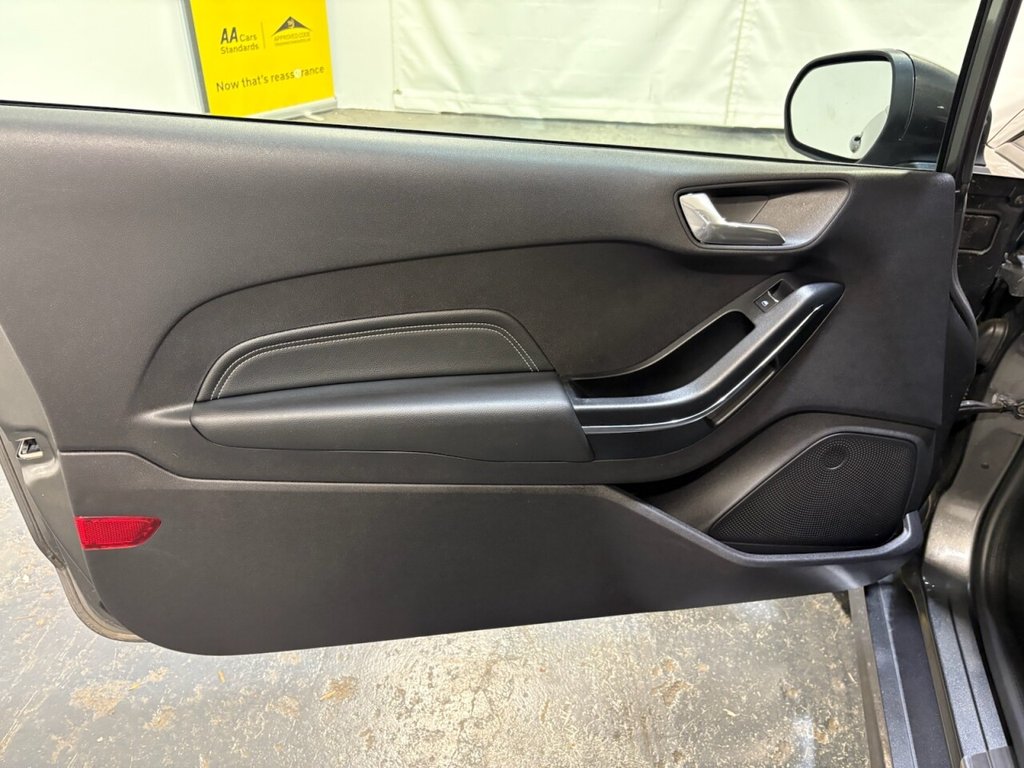 Used Ford Fiesta 2018 for sale - 76686146: Photo 40